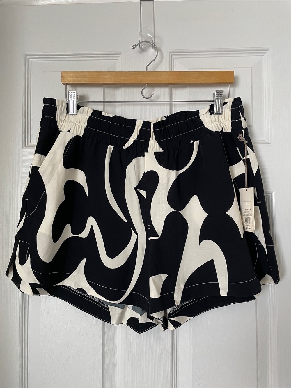 A New Day Black & White All Over Print Short